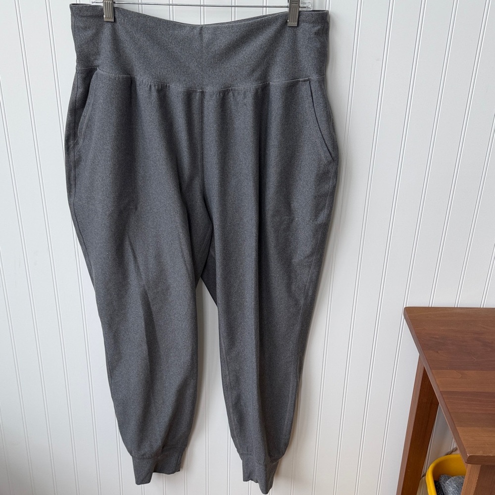 Old Navy Gray High-Rise Powersoft Leggings